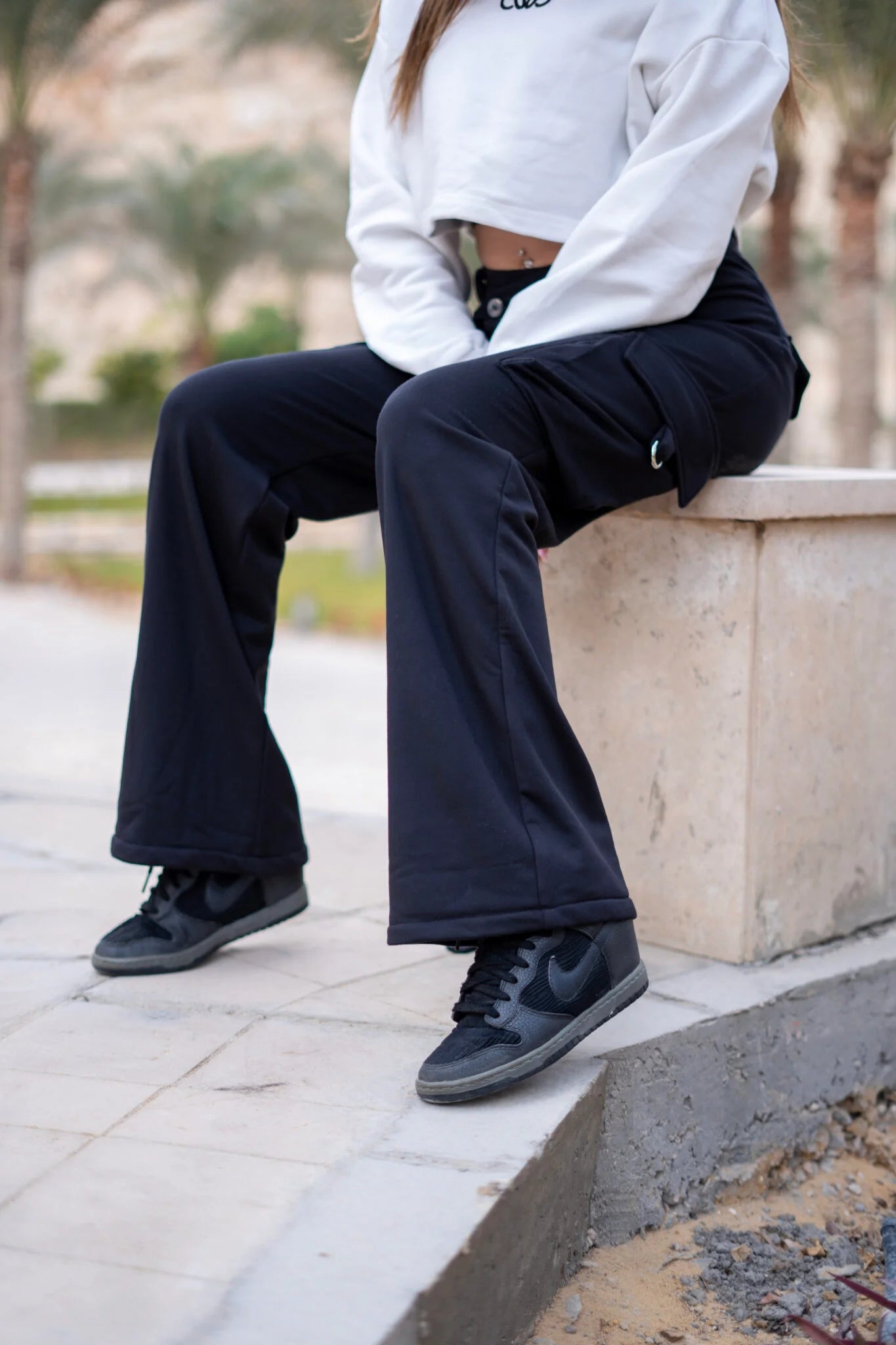 Cross waisted fleece lined cargo pants with puffy pockets