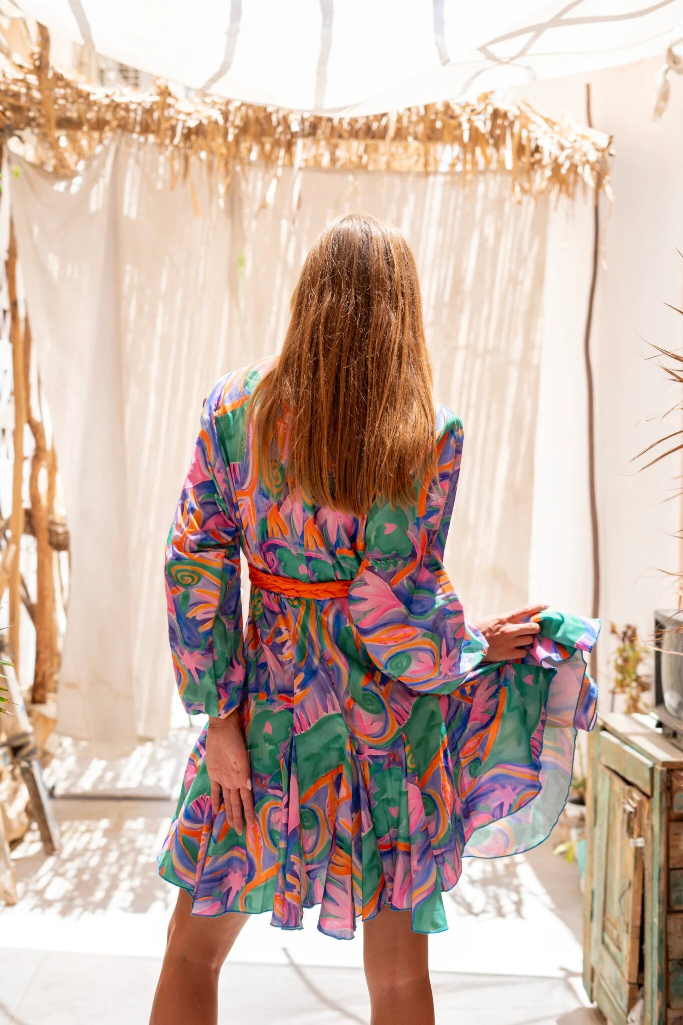High waisted colorful print mini dress with balloon sleeves and round neckline
