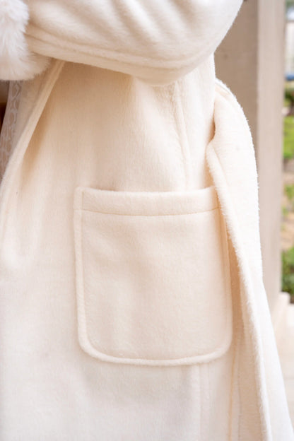 Off white coat with Fur hoodie and cuffs