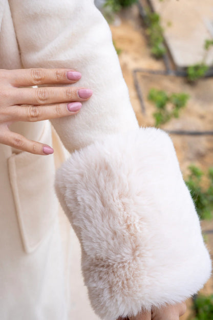 Off white coat with Fur hoodie and cuffs