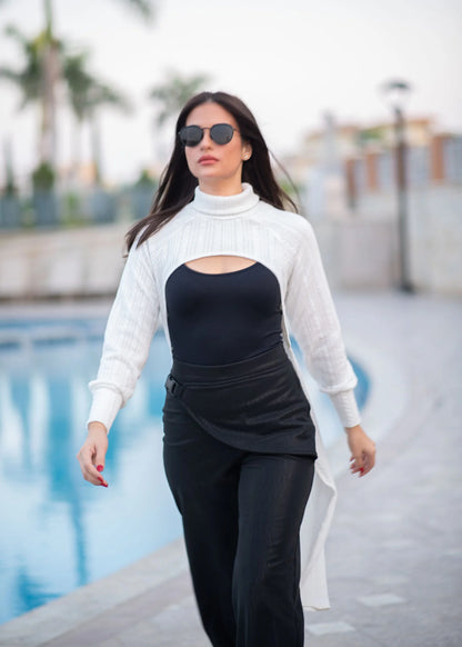 Black leather high waist cargo pants with buckle on the side