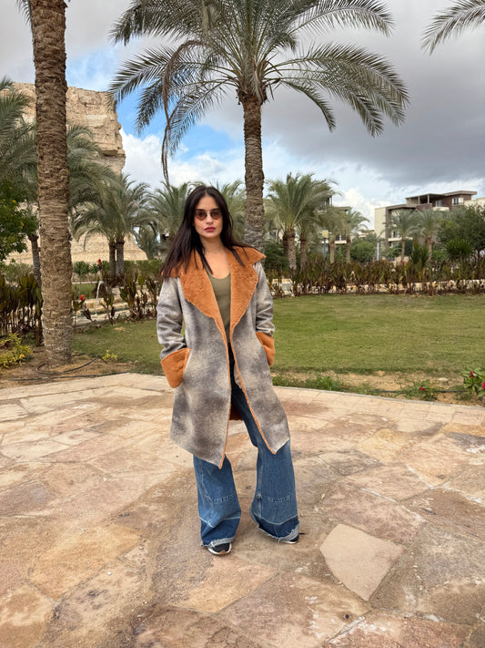 oversized shearling-lined coat with camel faux fur wide collar