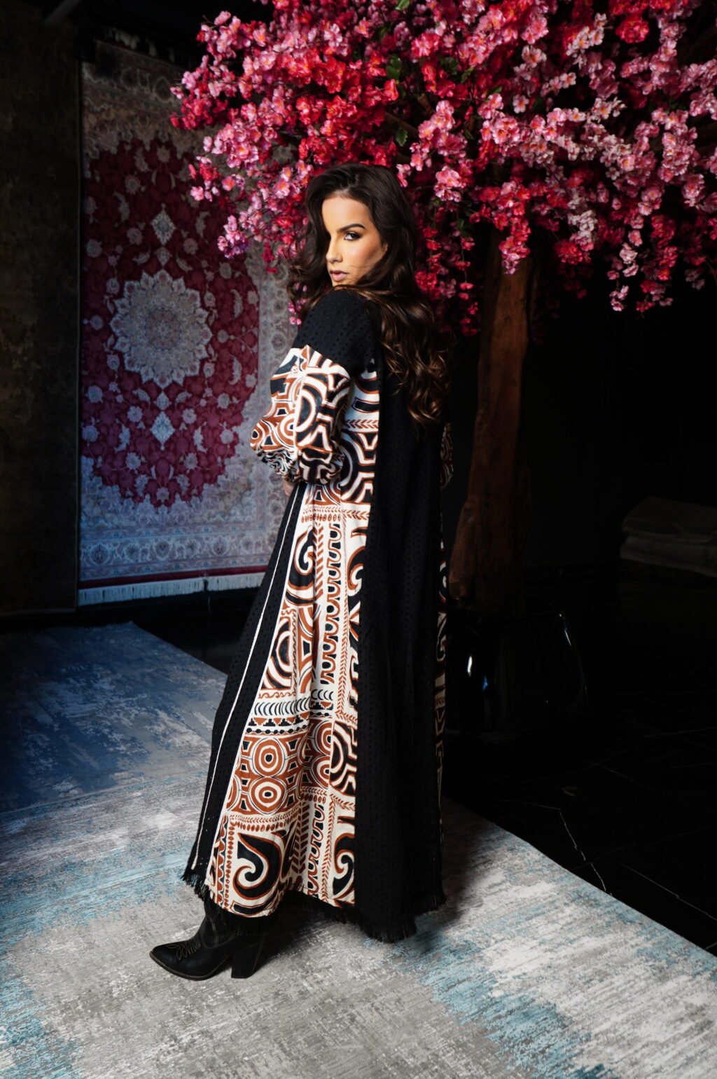 Black kaftan with Balloon Sleeves - Image 7